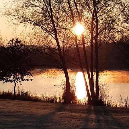 Am Weserberglandsee بيت للعطل