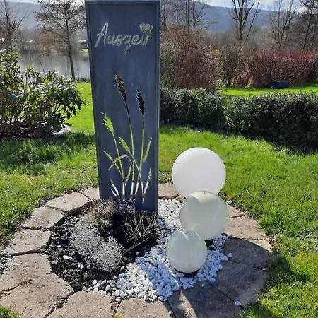 Am Weserberglandsee بيت للعطل